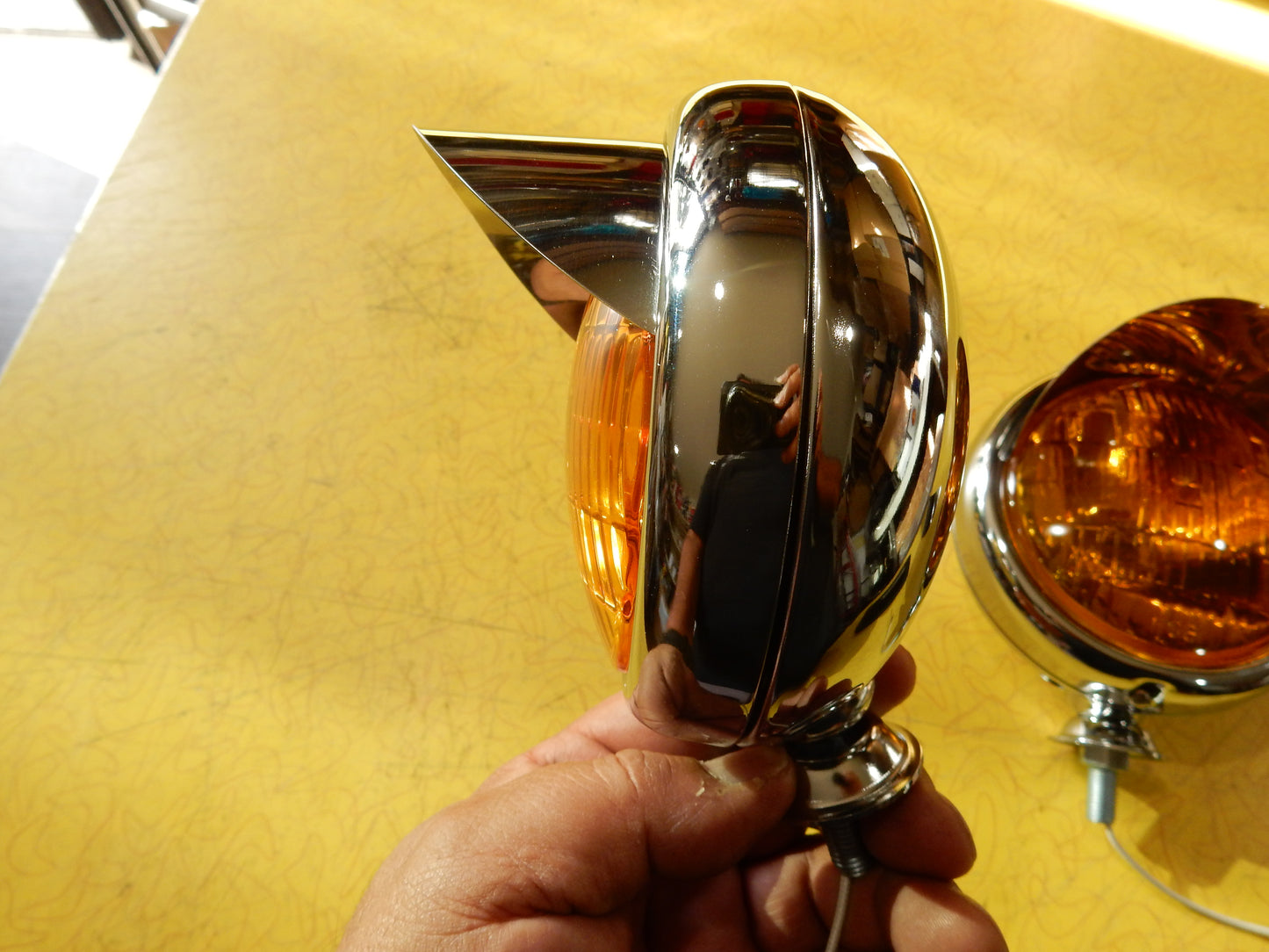 FOG LIGHTS WITH VISORS 5 INCH CHROME HOUSING 12 VOLT