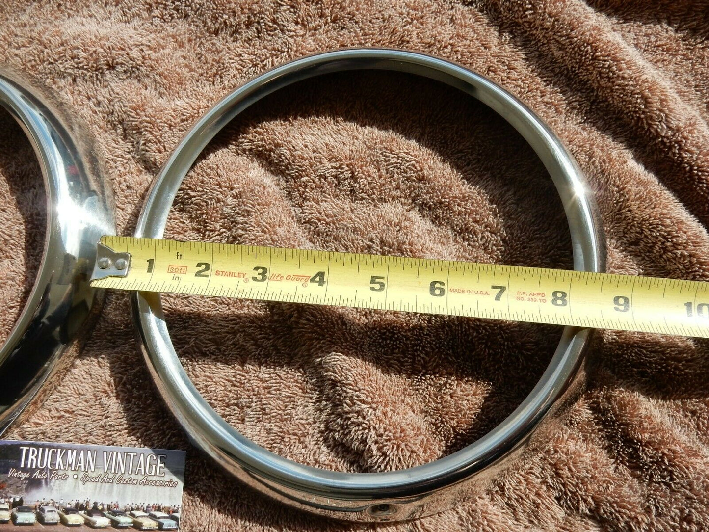 HEADLIGHT BEZELS AND RINGS CHEVROLET CAR 1949/1952 TRUCK 1947/1955