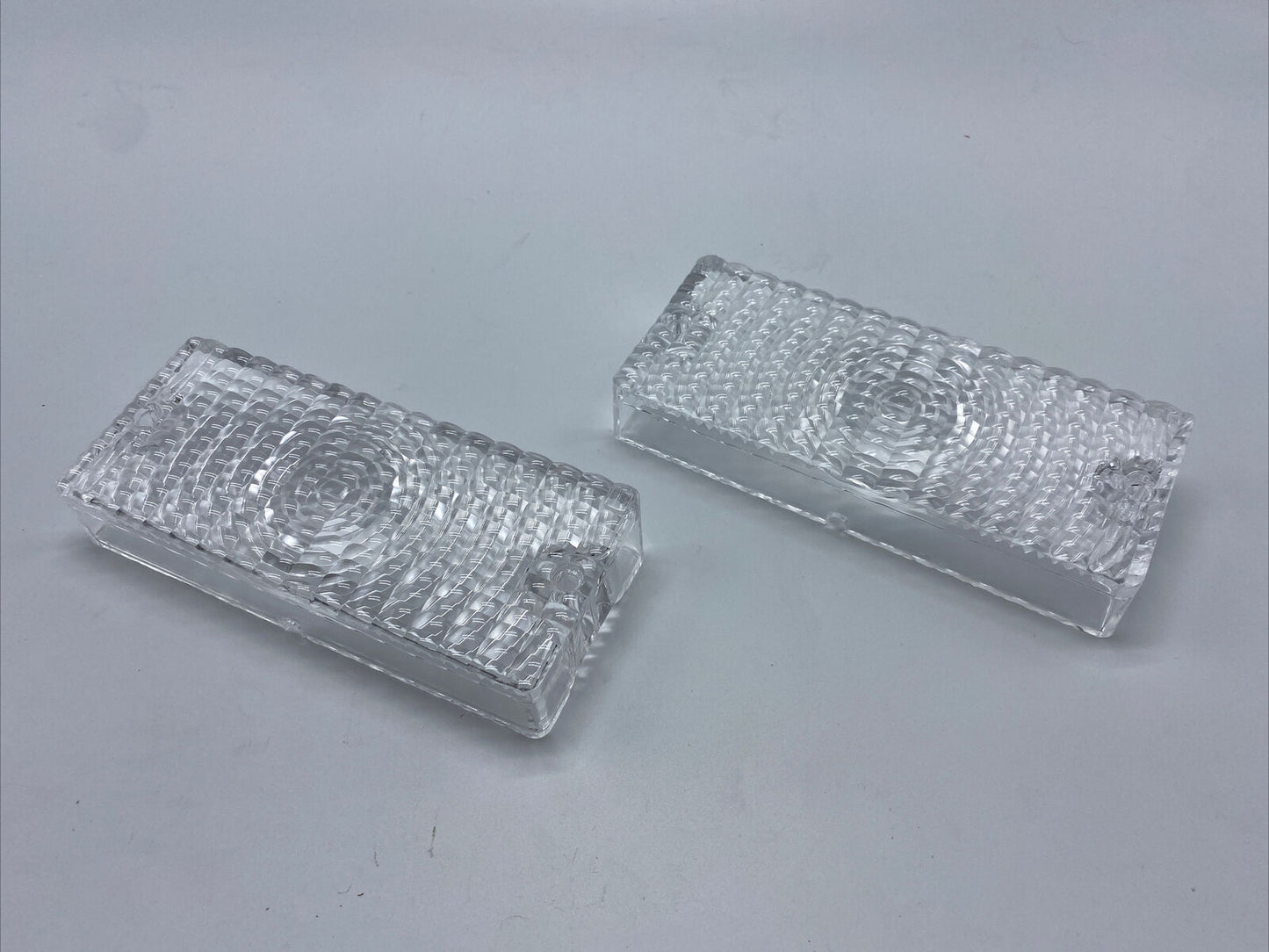 PARKING LIGHT LENS CHEVROLET TRUCK 1969 1970 CLEAR 1 PAIR