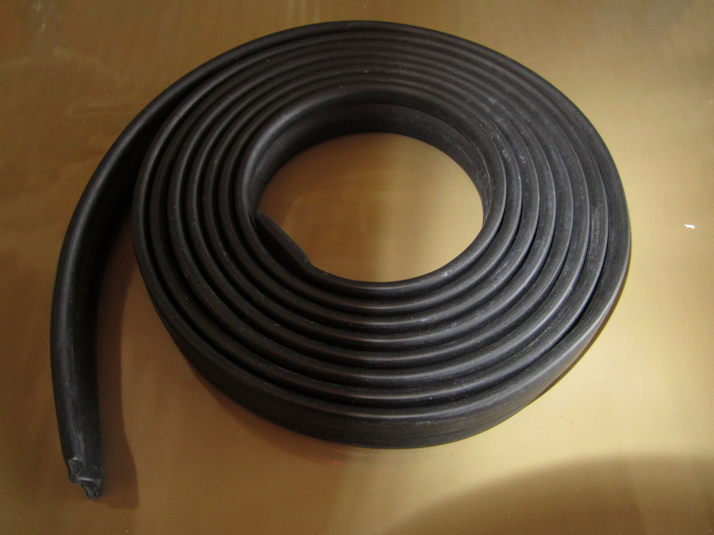 1955 - 1966 Impala Belair Biscayne 210 150 Fender Skirt Rubber Seal Weatherstrip