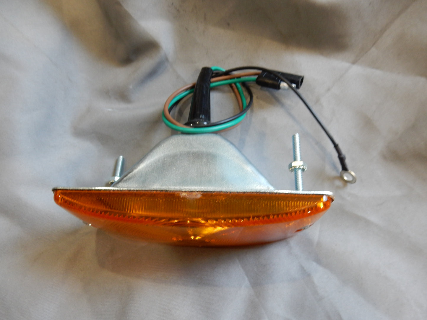 FORD BRONCO PARKING LIGHT ASSEMBLY 1969 TO 1977